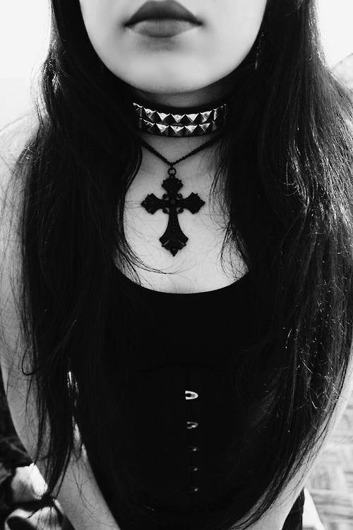 gothicgirls: ✝ LOVERS OF ALL THINGS DARK ✝