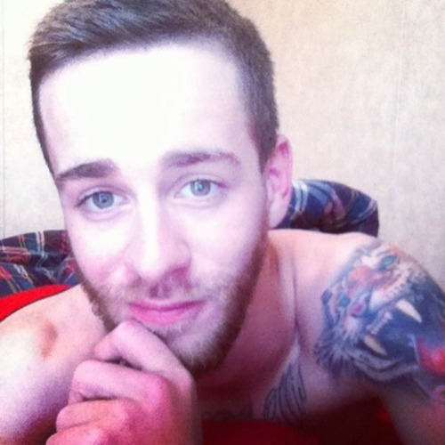 dontshownobodyy:  OMG !!