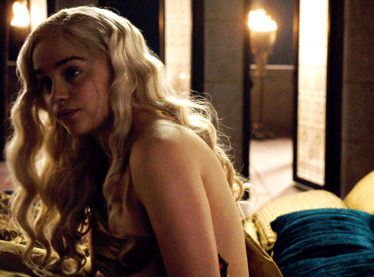 daenerys-stormborn: Daenerys Targaryen +... : foul is fair