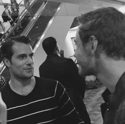 notsomolly:  chichijujubees:  Cavill and Fassbender at SDCC 2015  Gorgeous x double!    #any ideas?#notsomolly#what are Halla and Nora thinking? (via chichijujubees)So, I am a nerd and went back and looked at their storylines to see where they were at