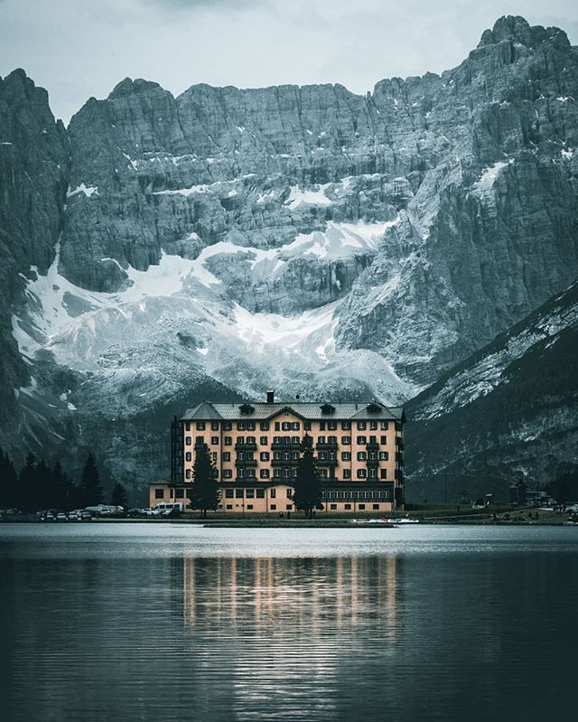 archatlas:  Harry TomljanovićCheck out more of his work on his instagram following