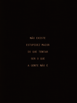 “É inútil tentar não se apaixonar.”