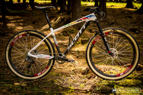 pirobikes:  Nino Schurter (XC Bike Checks: 4 World Cup Race Machines - Pinkbikeから)