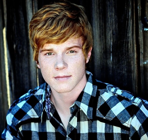 meninvogue:  Adam Hicks