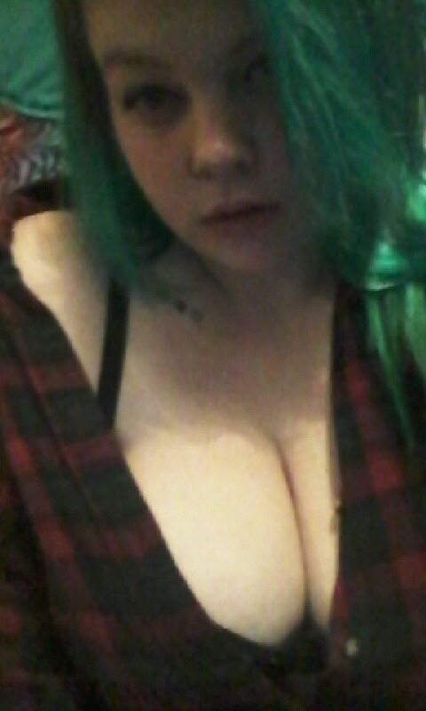kailiesucks:  I am basically the hottest thing ever