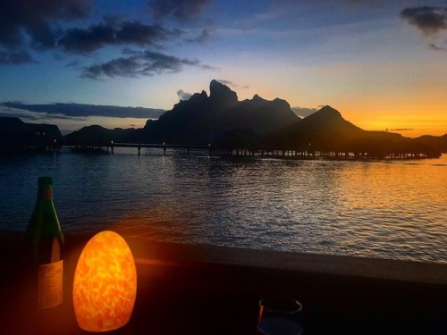 Good night.  . #sunset #landscapephotography #borabora #tahiti #realmtravel www.instagram.co