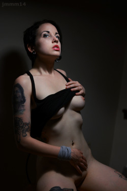hardnipplesforever:  Hotel Linen. by jonmmmayhem and now more of the digital shots of Lady Lazarus from the summer of 2013. there are more pictures of her from that day HERE