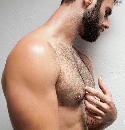 Fur, Tats, Leather and Scruff...