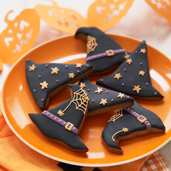 poesdaughter:  Well, I know what I’m doing this week. *gets out the ‘Halloween’
