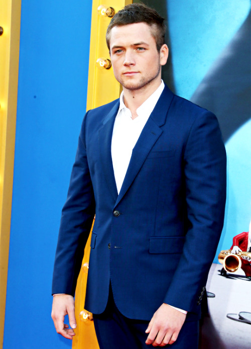 taronegertondaily: Actor Taron Egerton attends the premiere Of Universal Pictures’ “Sing” on Decembe