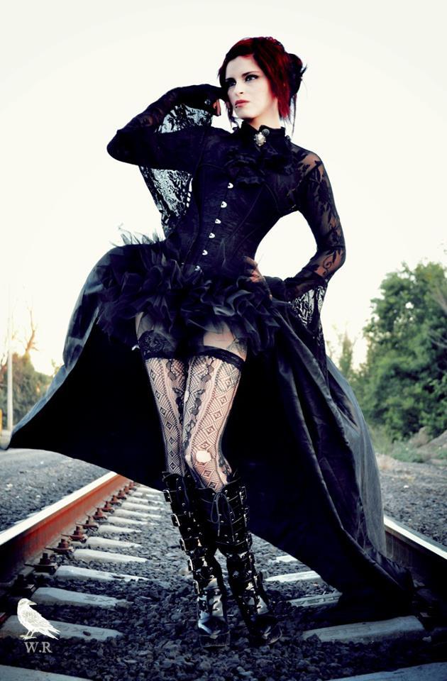 obuttersnipso:  Pandora Le Train- Alt. Model