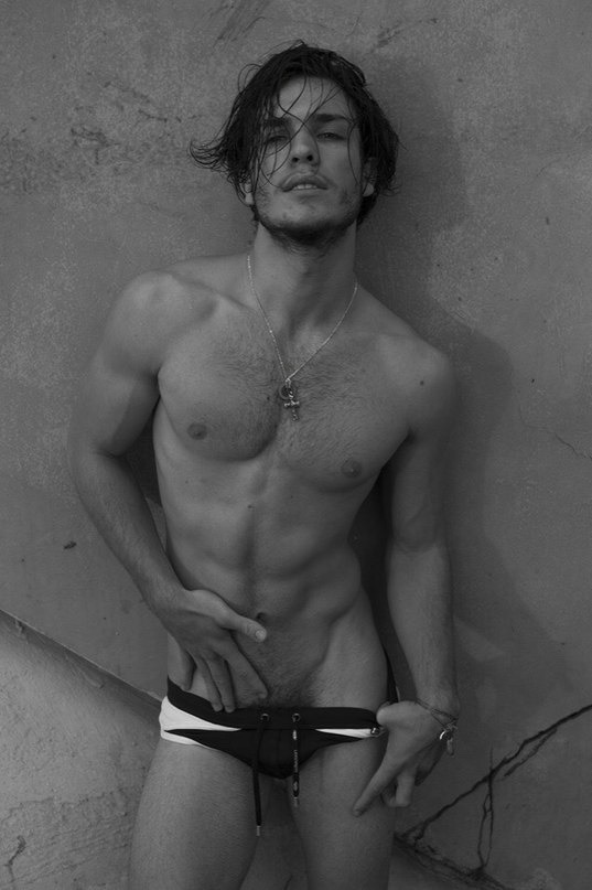 tabloidheat101:  Brazilian model Leo Fogolin by João P. Teles 