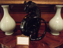 angrynerdyblogger:Here’s something interesting about the Savoy Hotel: this cat statue, named Kaspar, is known as the hotel’s fourteenth guest. This is because when there is a table of thirteen diners at the hotel, Kaspar is recruited to sit with them,