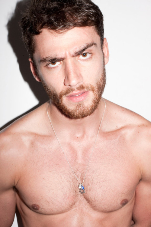 vispreeve:  Alef Borges by Cristiano Madureira