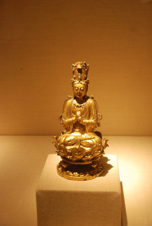 VairocanaThe Resplendent Buddha Vairocana (वैरोचन) one of the most important forms of the Buddha in 