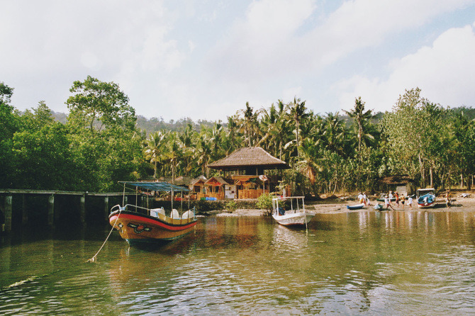aquaticwonder:  Nicola Odemann: The Island Home - Bali
