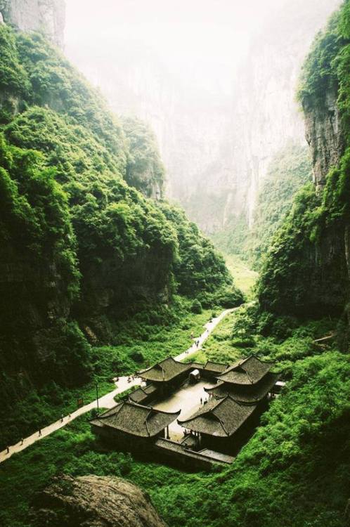 Incredible places, amazing photos: Chungking, Wulong, China