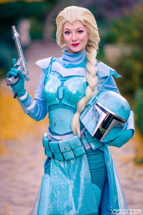 thegreatbigfour: queens-of-cosplay: Disney/Star Wars mashup themed shoot Photographer: York In A Box