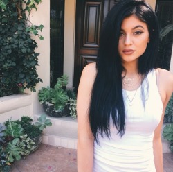 jenner-news:  Kylie: ” @shammaurice”