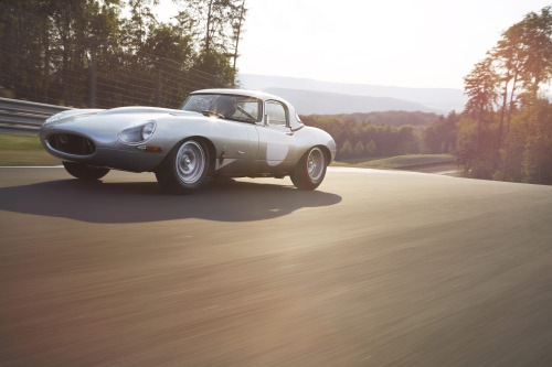 Jaguar Lightweight E-TypeJaguar’s Special Vehicle Operations division will build the six Light