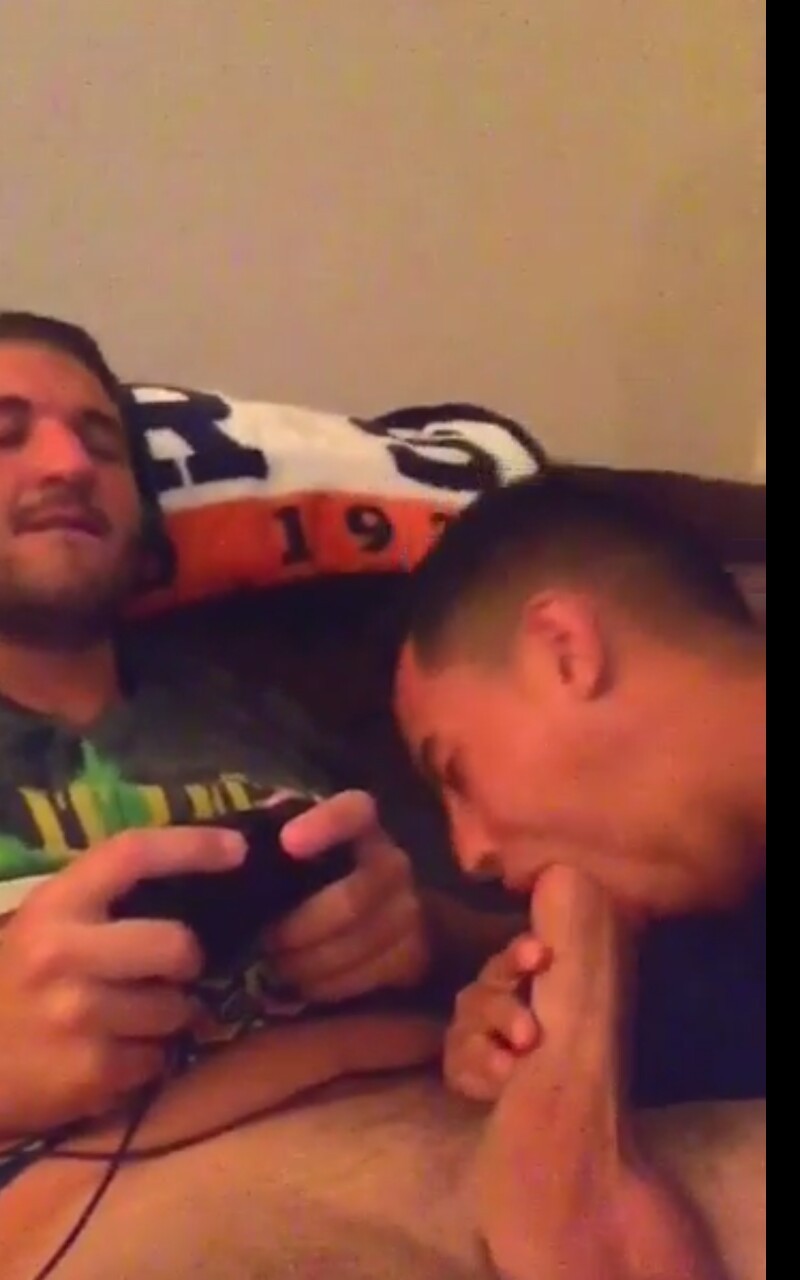 alphaboyz: straightandgaymers: Games or sex? Never a choice for straightandgaymers.
