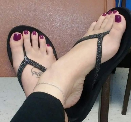Pretty feet