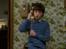 Cuando mi mamá me esta regañando y gritando por telefono
