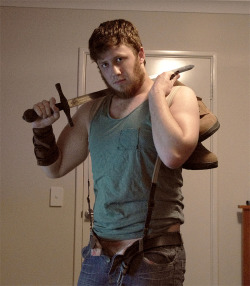 imhereforthemen:  Playing with my sword ;-)