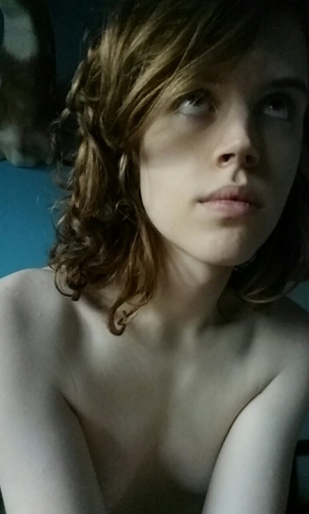 dysgalty:  Low saturation morning? Bonus awkward staring??