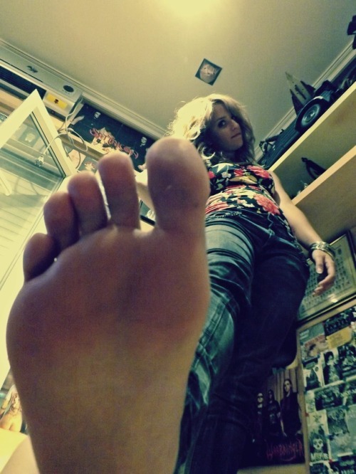 feetsets:  Cherry   ❤️👣✊🏻💦💦💦