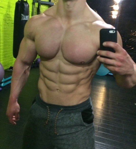 gymratskip:  mrmusclelover:  Perry Merlotti  &ldquo;I used to have plenty of