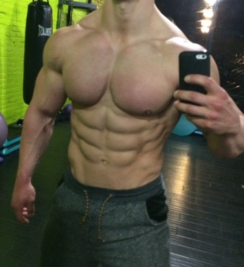 gymratskip:  mrmusclelover:  Perry Merlotti  “I used to have plenty of chest hair until Skippy rubbed it raw with his own Brillo pad!” “Now, I’ll have to start all over again growing it out!” gymratskip 