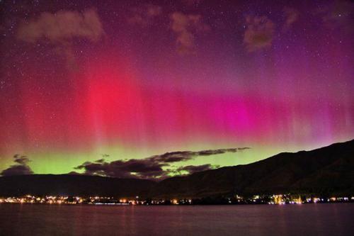 nevver:  Return to Magenta, Aurora Australis