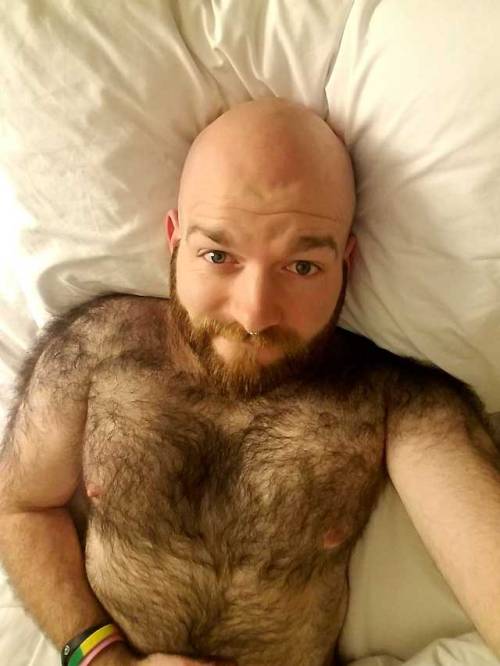 dicklectictastes:Hotel Room Selfies