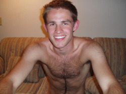 hairybackmen:Real men near you are looking to fuck right NOW: http://bit.ly/2hoJgQs