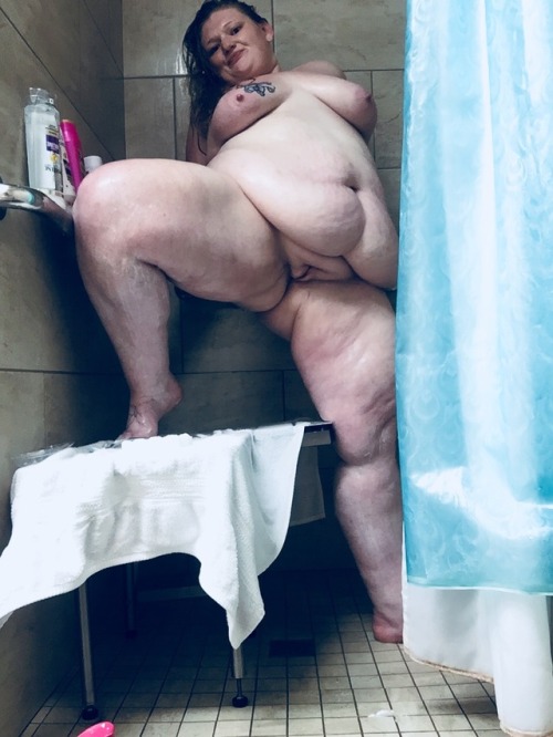 Porn photo bigbeautifulbombshell87:  Shower pix