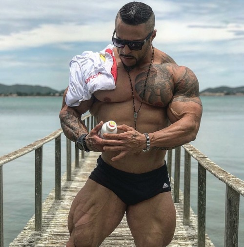 Porn photo dragon86xxx:  Bruno Moraes Cunha