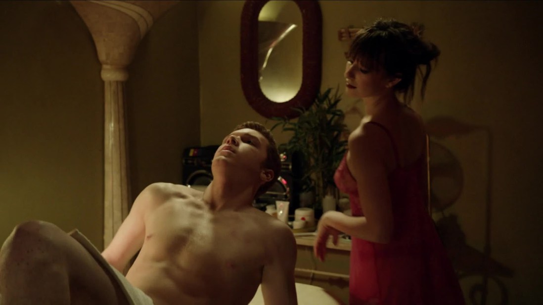 boycaps:  Cameron Monaghan shirtless in the American version of “Shameless” 