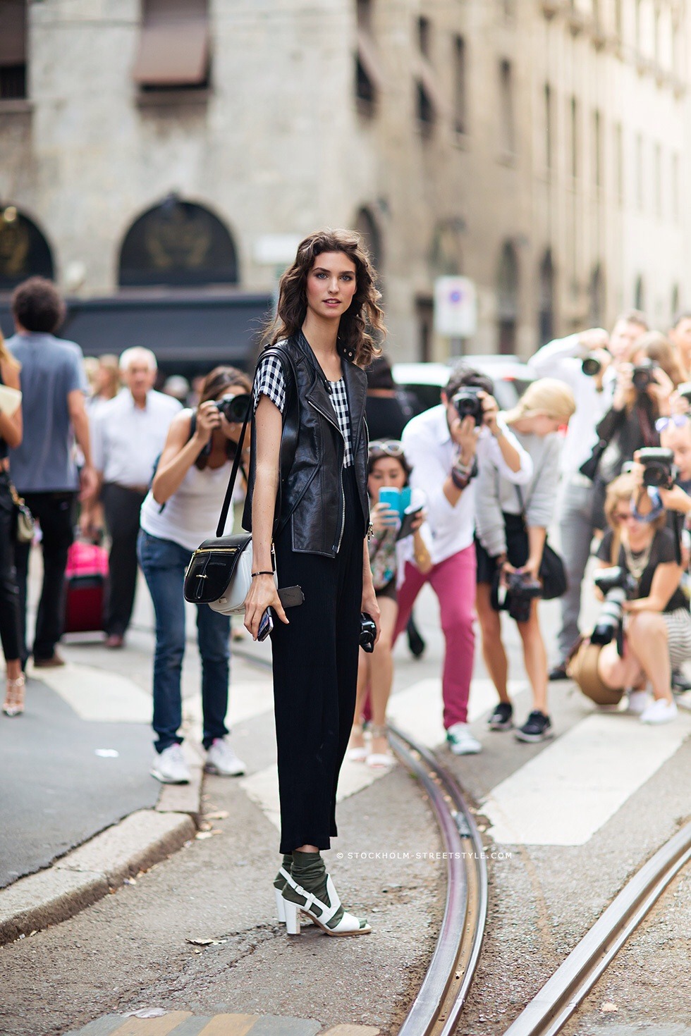 naimabarcelona:  Manon Leloup-carolinesmode
