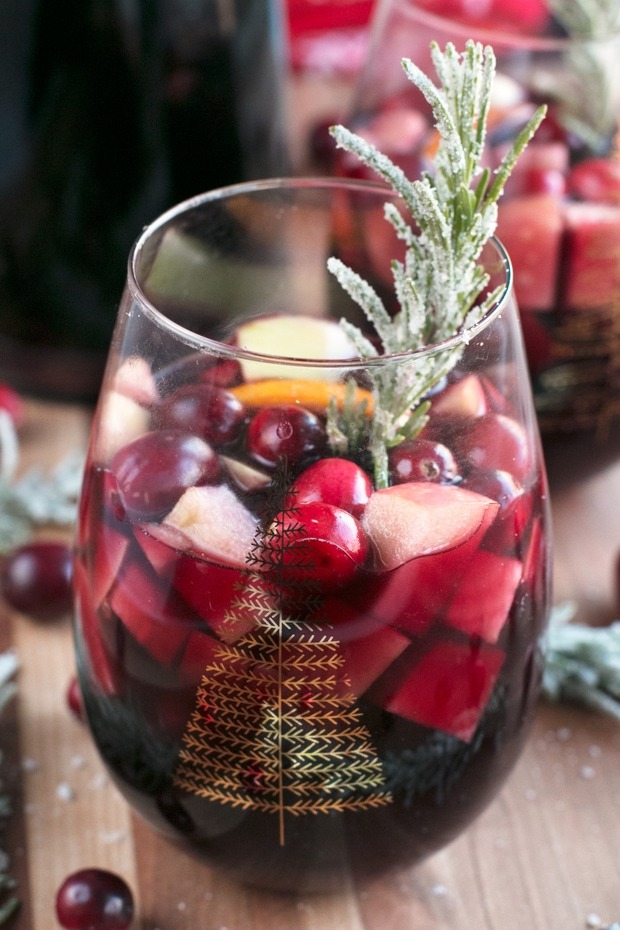 foodffs:  Red Christmas Single Serve SangriaFollow for recipesGet your FoodFfs stuff