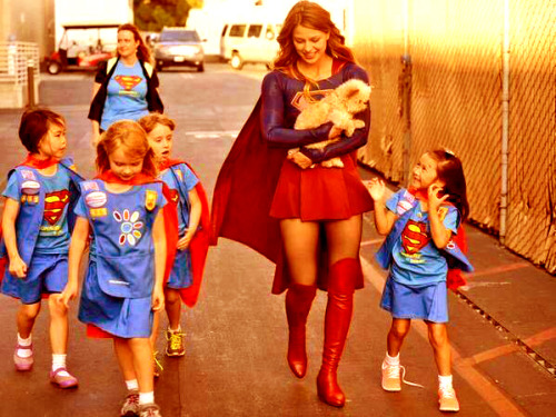 hollywood0708:  motorcyclegirlfriends:   “I have had the privilege of meeting so many young girls that have visited set this season and I’m always blown away by their faces when they see the cape and the ’S’ and the whole costume and just how