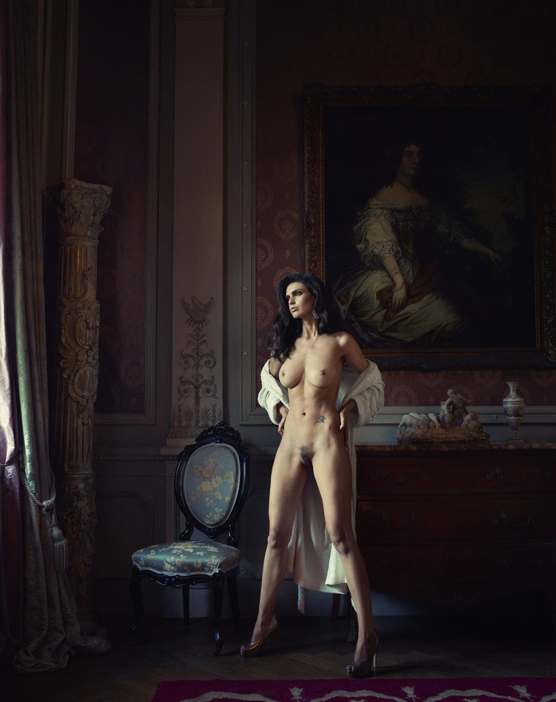 Tantriclens - Choices of a Female Photographer