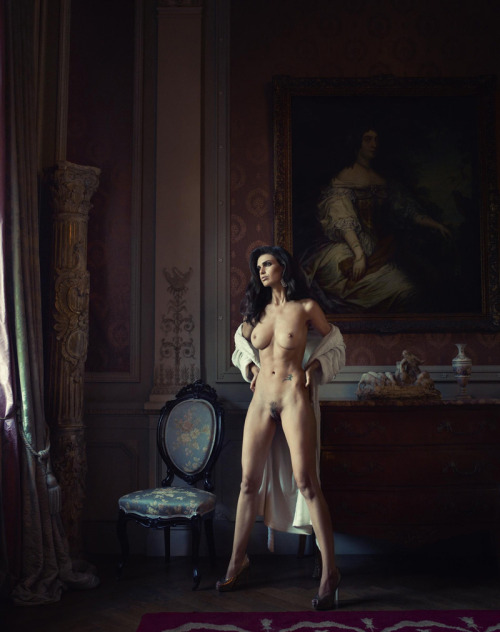 Tantriclens - Choices of a Female Photographer