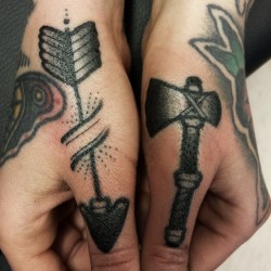 fuckyeahhandtattoos:  Hexa Pdc 