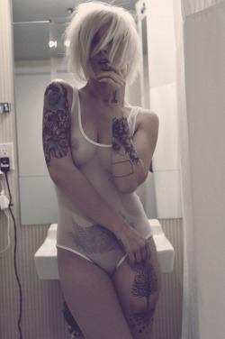 fuckoff-kindly:  Alysha Nett // tattoos.