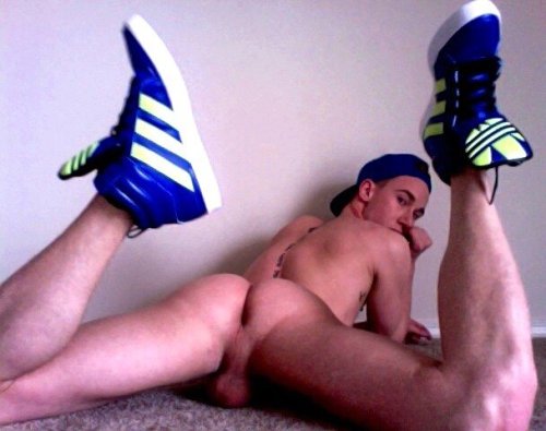 bootsandshoes:  See also on Tumbler Hockeyguy13 BootsAndShoes CumAlongNow FuckYou FunInCars FunWithSuitesAndTies HotCops HotGayCartoons HotGuysWithTats HotMenAndFood HotSportsGear MenInSinglets RedHatClub SmokingHotGuys WashingUpFun YummyGingerMen 