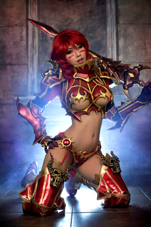 xxgeekpr0nxx:  Tasha Cosplay is at it again.. and I really wanna play Kingdom Under Fire Online: Age of Storm now!