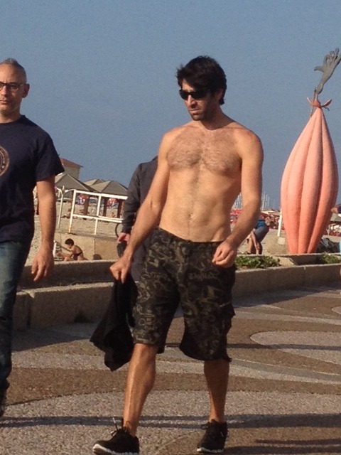 moteq1:  Hot Heeb of the Day Jerusalem Beach, Tel Aviv. 