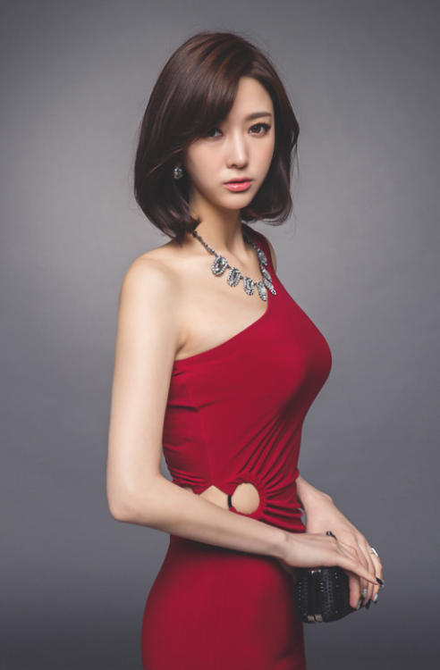 Porn korean-dreams-girls:Ye Jin - March 16, 2015 2nd photos
