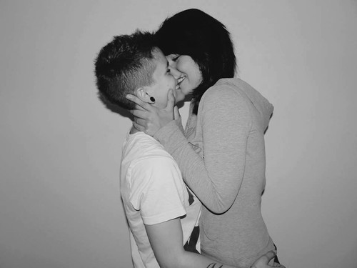 lipstick-lesbian:  ♀♡♀